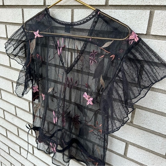 Only Hearts by Helena Stuart Black Embroidered Floral Sheer Top M Romantic Lace - Picture 7 of 8